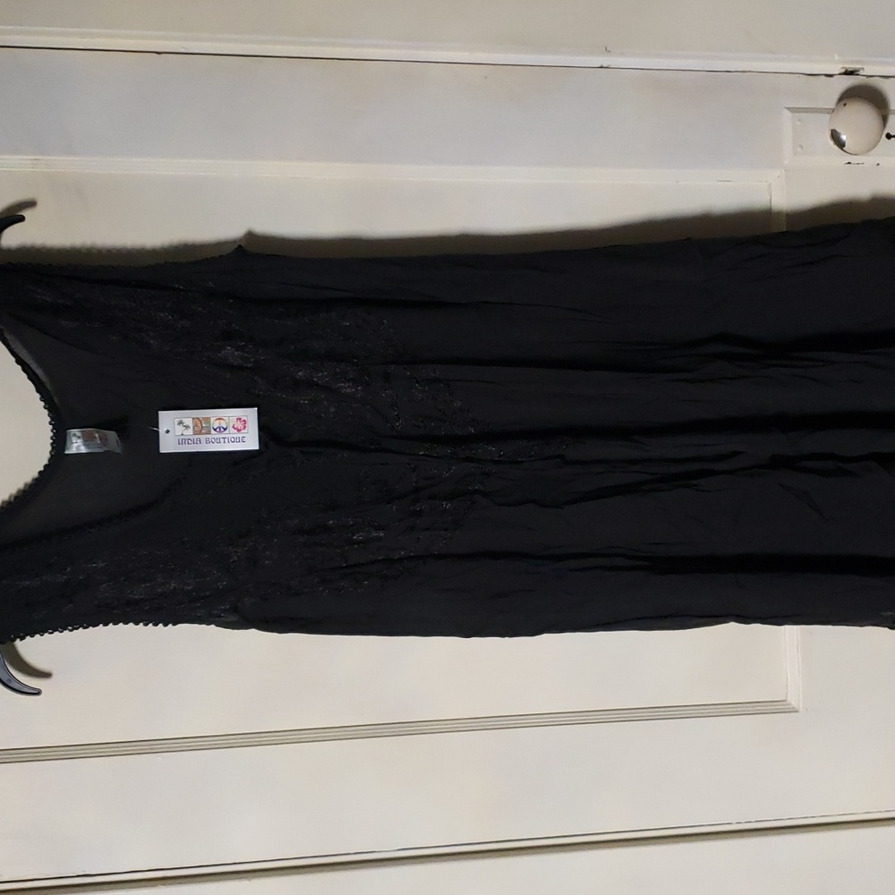 Black light weight dress